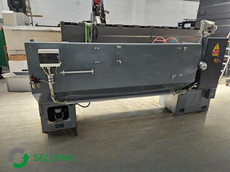 CMT URSUS 250 x 1500  1989