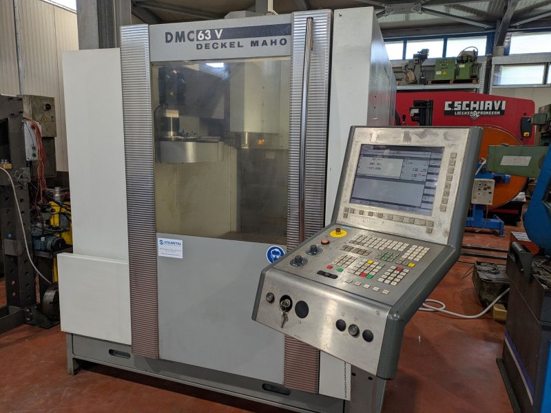 DECKEL MAHO DMC 63 V  2004