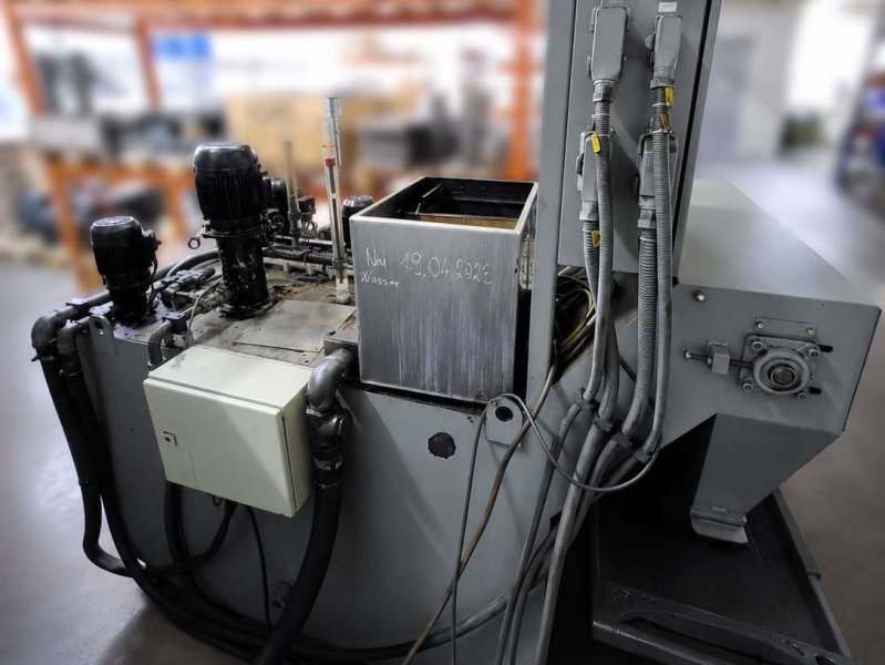DECKEL MAHO DMU 200 P  2000