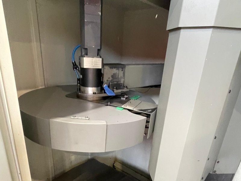 DECKEL MAHO DMC 63 V  2004